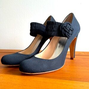 Vintage Marc Jacobs rosette heels / sz 7.5